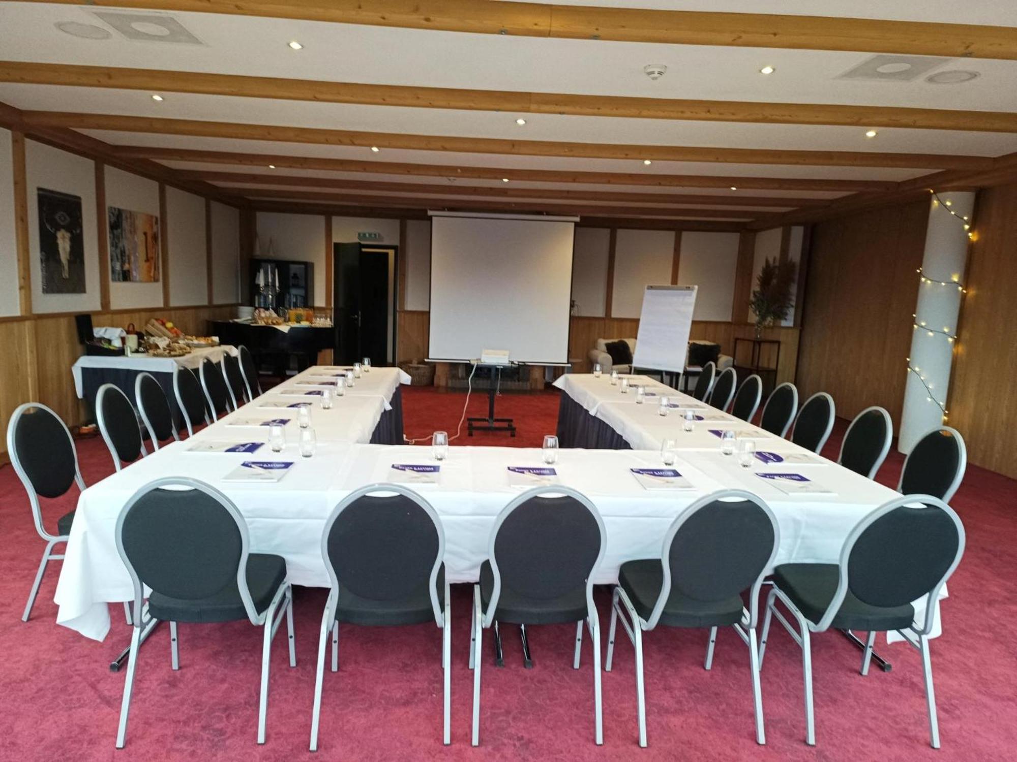 ויסונה Hotel Chalet Royal מראה חיצוני תמונה