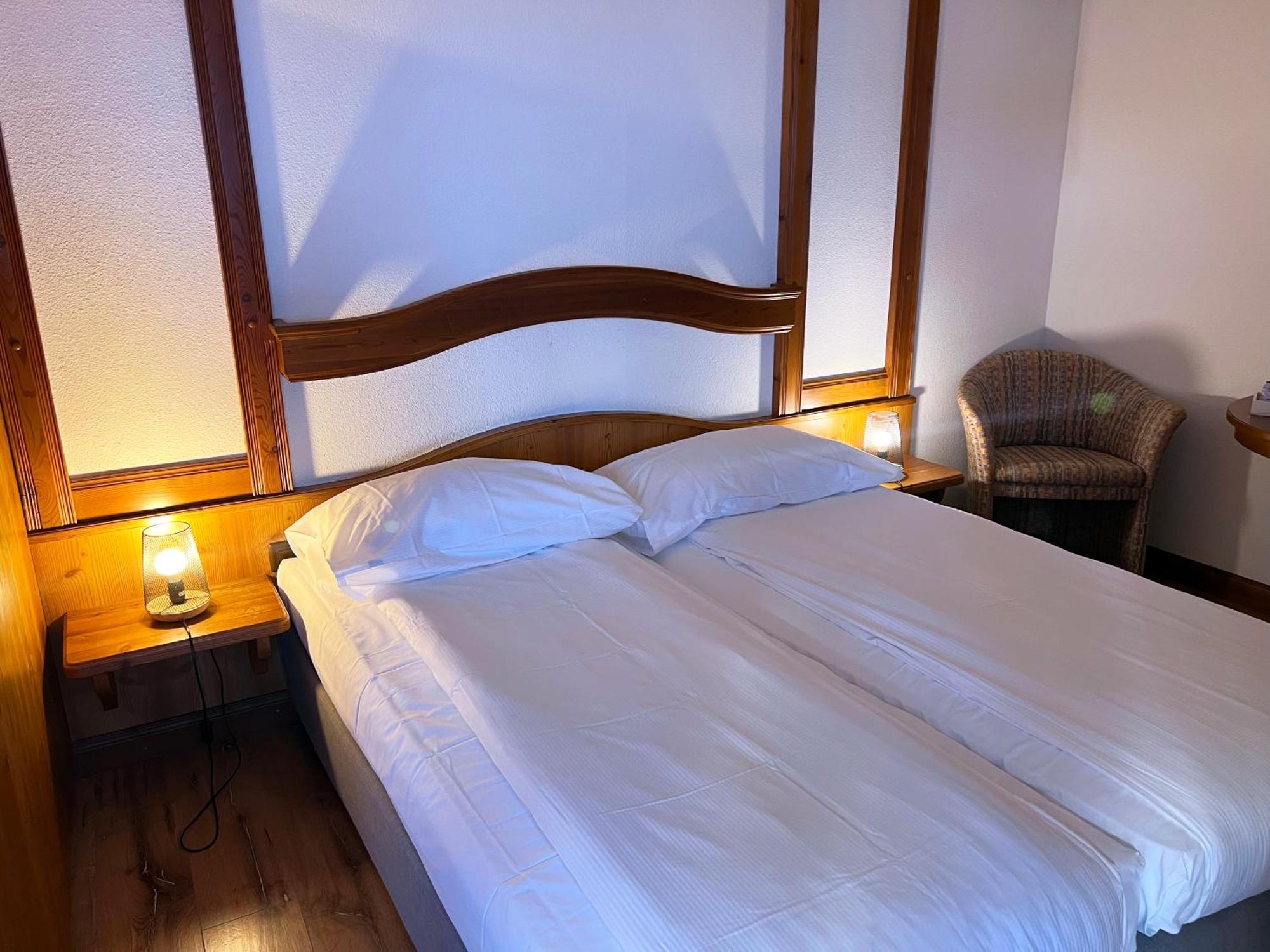 ויסונה Hotel Chalet Royal מראה חיצוני תמונה