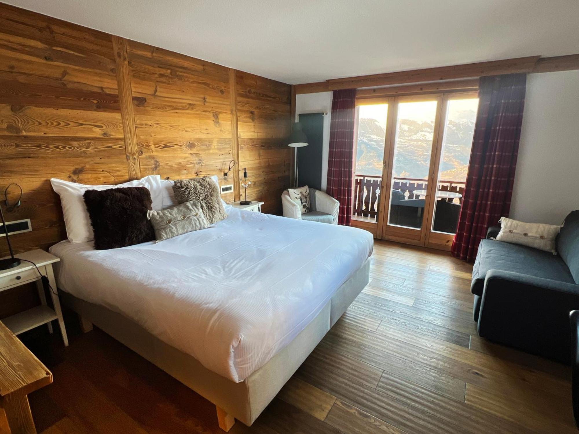 ויסונה Hotel Chalet Royal מראה חיצוני תמונה