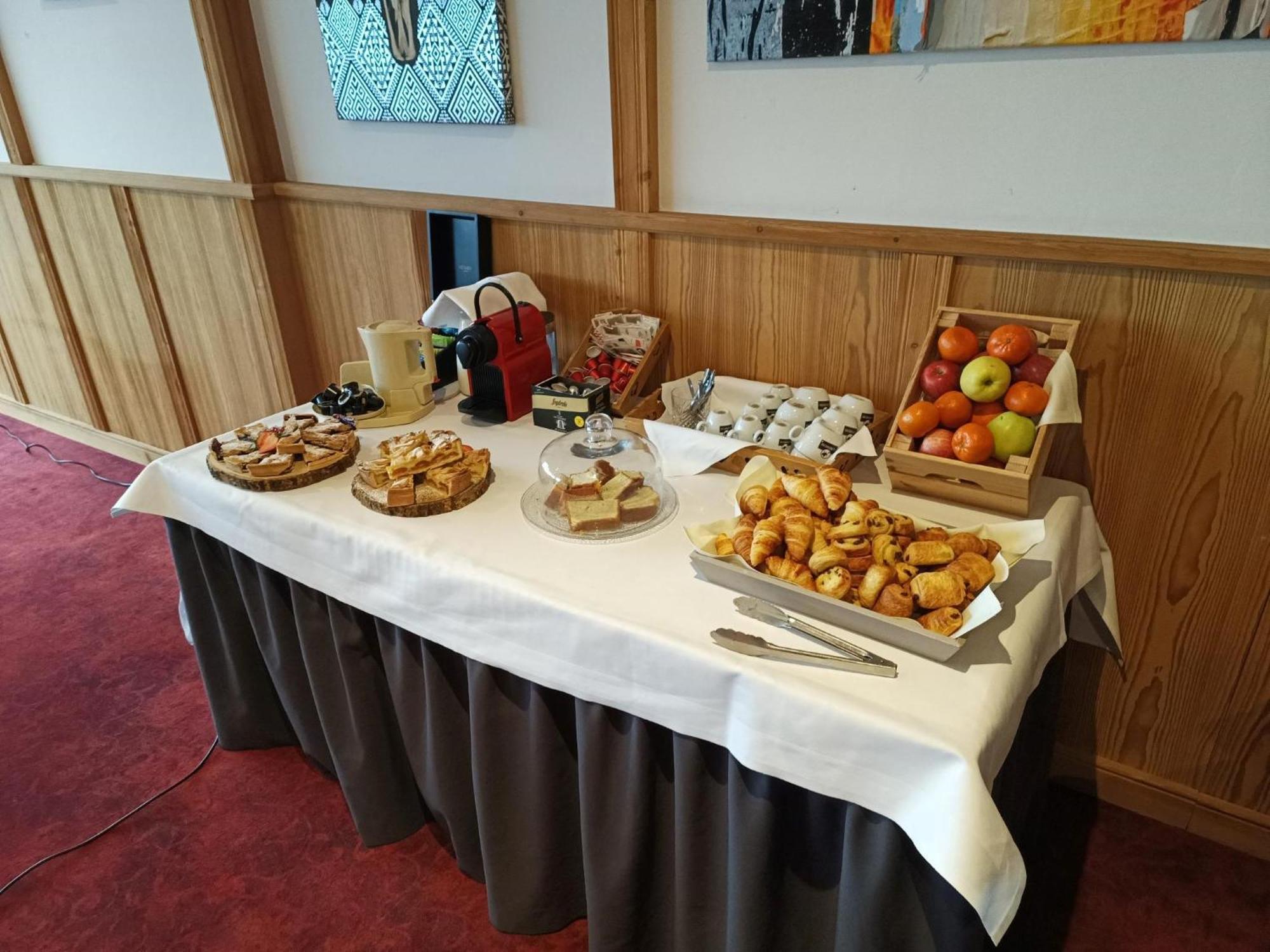 ויסונה Hotel Chalet Royal מראה חיצוני תמונה